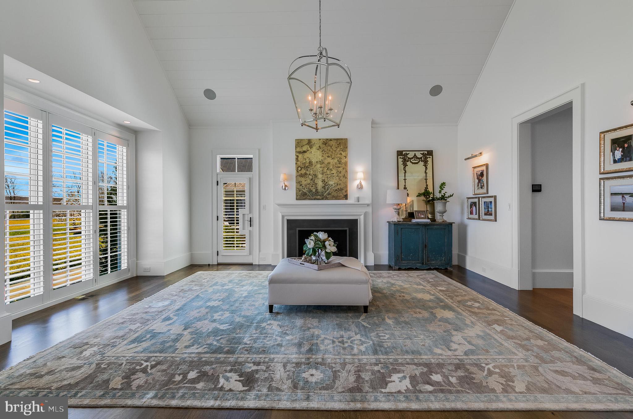 7316 Old Carters Mill Road The Plains, VA 20198 - Photo 32 of 61 Primary suite sitting area with gas fireplace