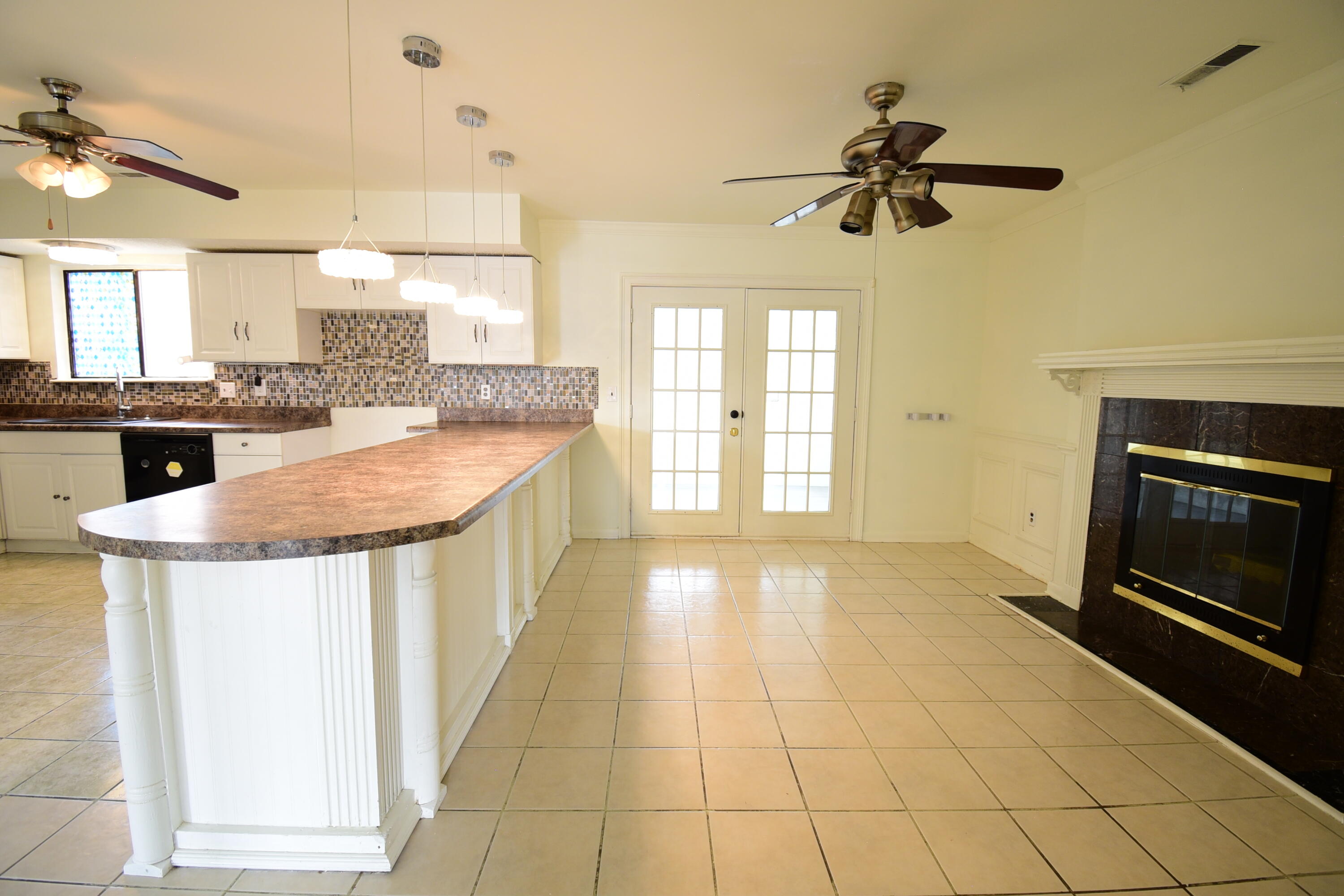 412 Temple Road Ladson, SC 29456 - Photo 5 of 15 DSC_4277