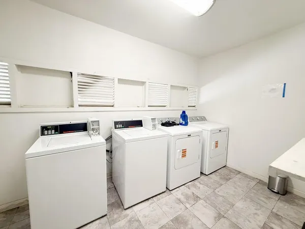$950 | 4612 Junius Street, Unit B, Dallas, TX 75246
