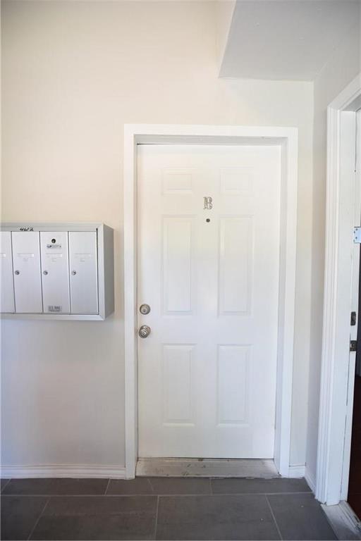 4612 Junius Street, Unit B Dallas, TX 75246 - Photo 3 of 14 a view of cupboard