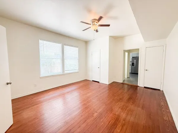 $950 | 4612 Junius Street, Unit B, Dallas, TX 75246