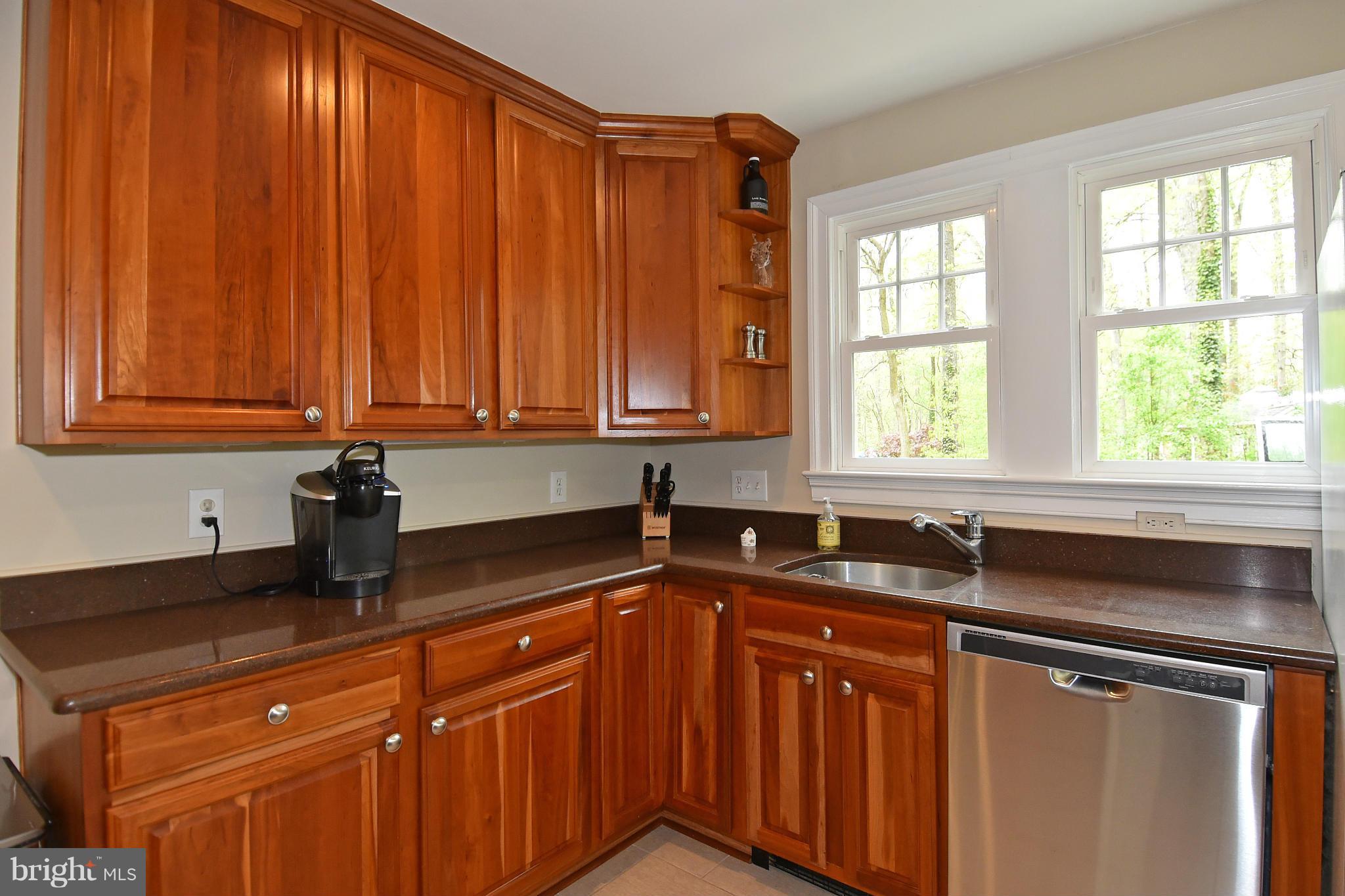 7104 Triad Way Springfield, VA 22151 - Photo 11 of 30 Kitchen