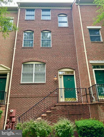 $4,900 | 2621 Fairfax Drive, Arlington, VA 22201