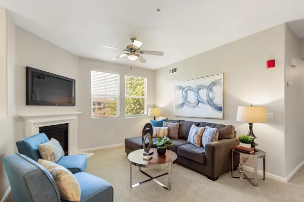 $445,000 | 1100 Moon Circle, Unit 1121, Folsom, CA 95630