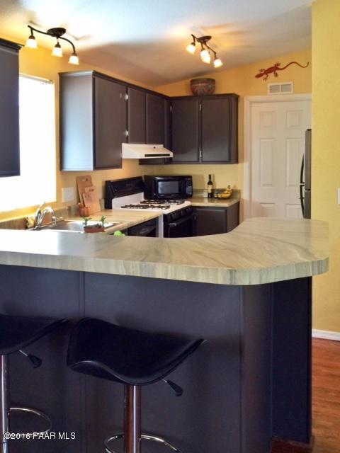 2476 River Trail Road Prescott, AZ 86301 - Photo 11 of 34 Kitchen