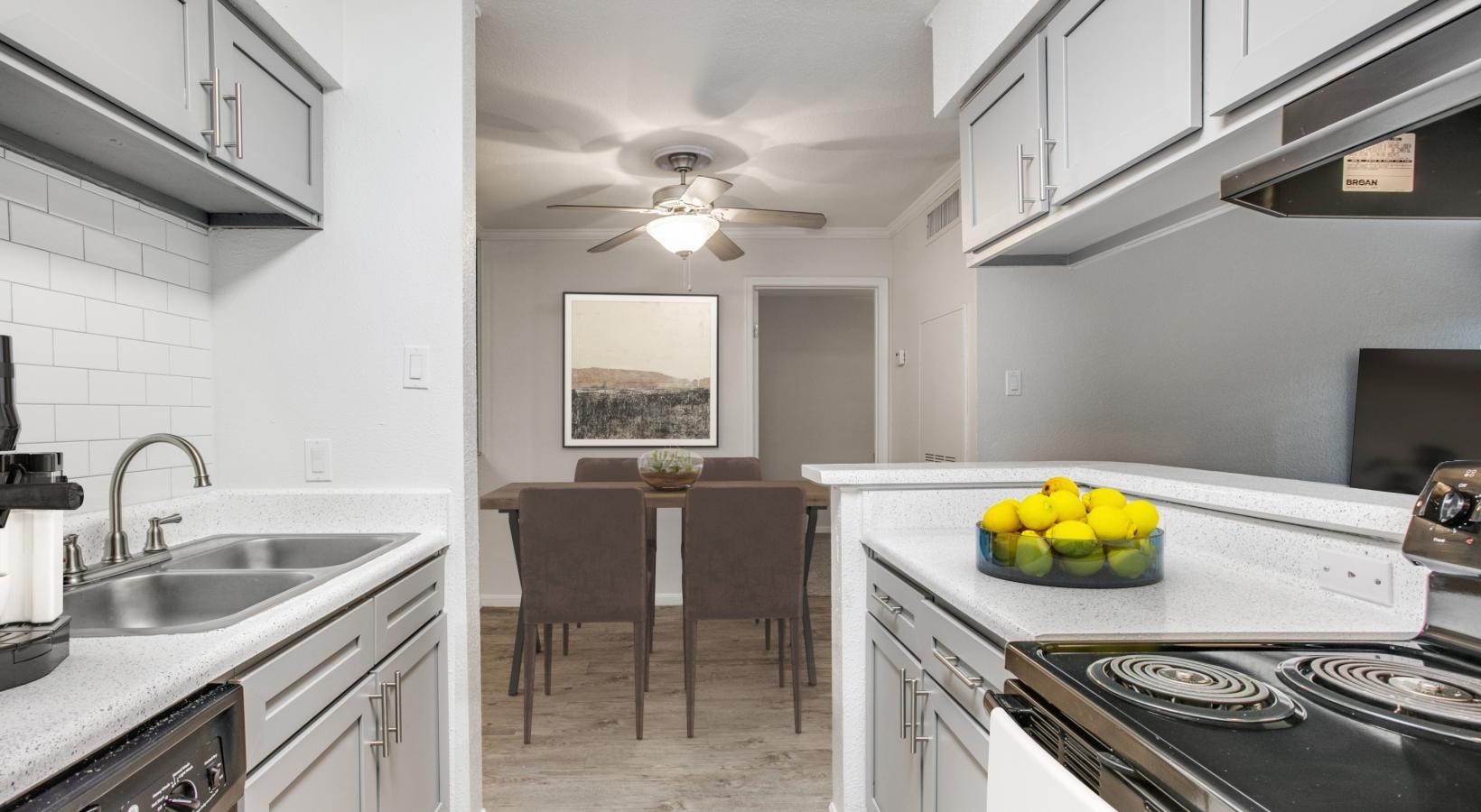11810 Hammond Drive, Unit 215 Houston, TX 77065 - Photo 5 of 13