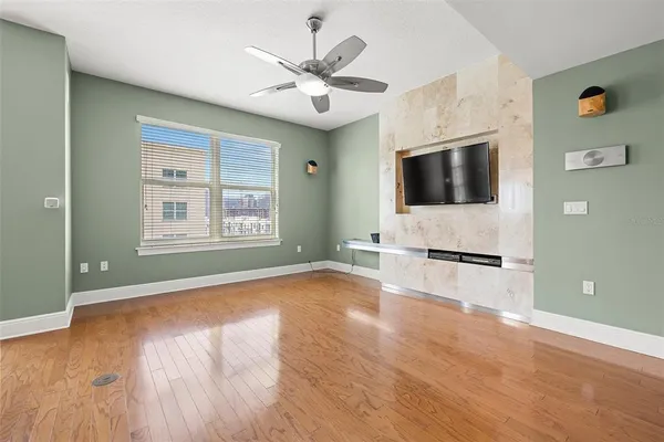 $635,000 | 1227 East Madison Street, Unit 902, Tampa, FL 33602