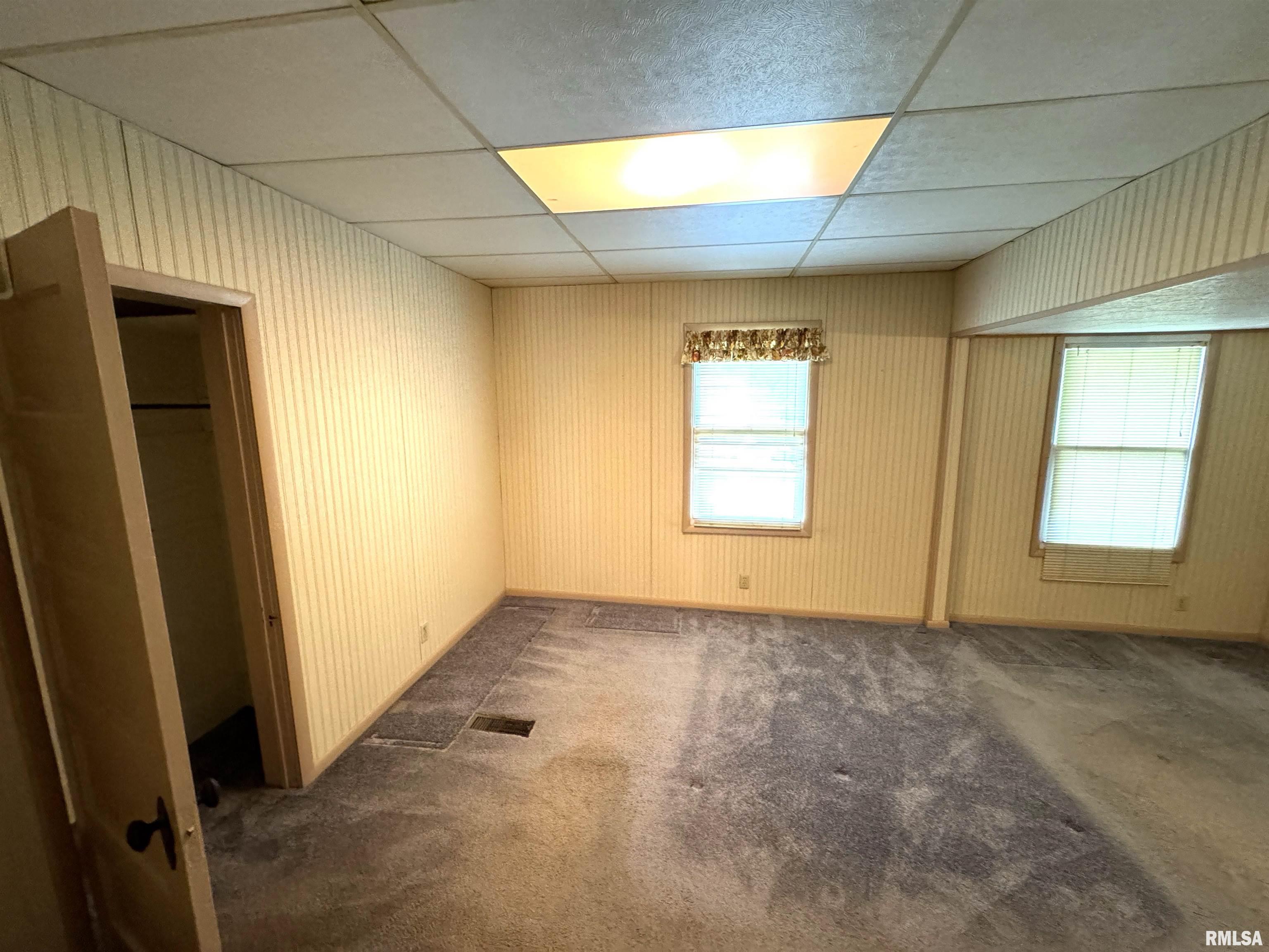 28 West Maple Street Canton, IL 61520 - Photo 16 of 27