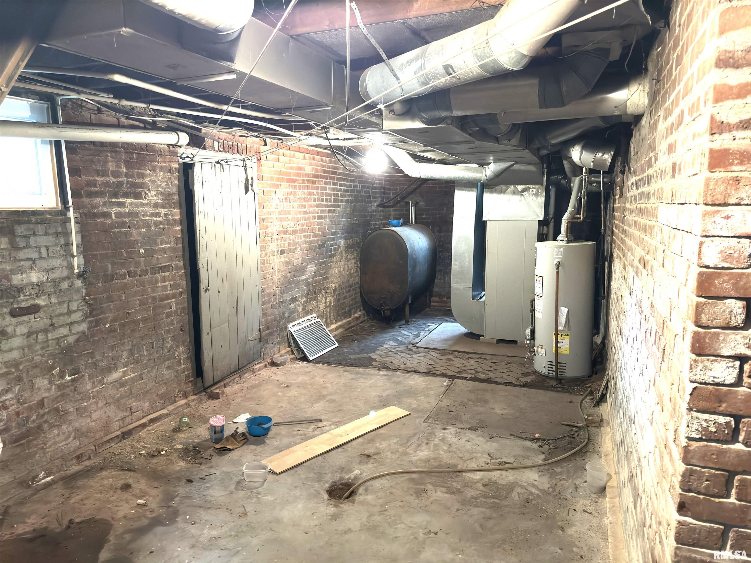 28 West Maple Street Canton, IL 61520 - Photo 21 of 27