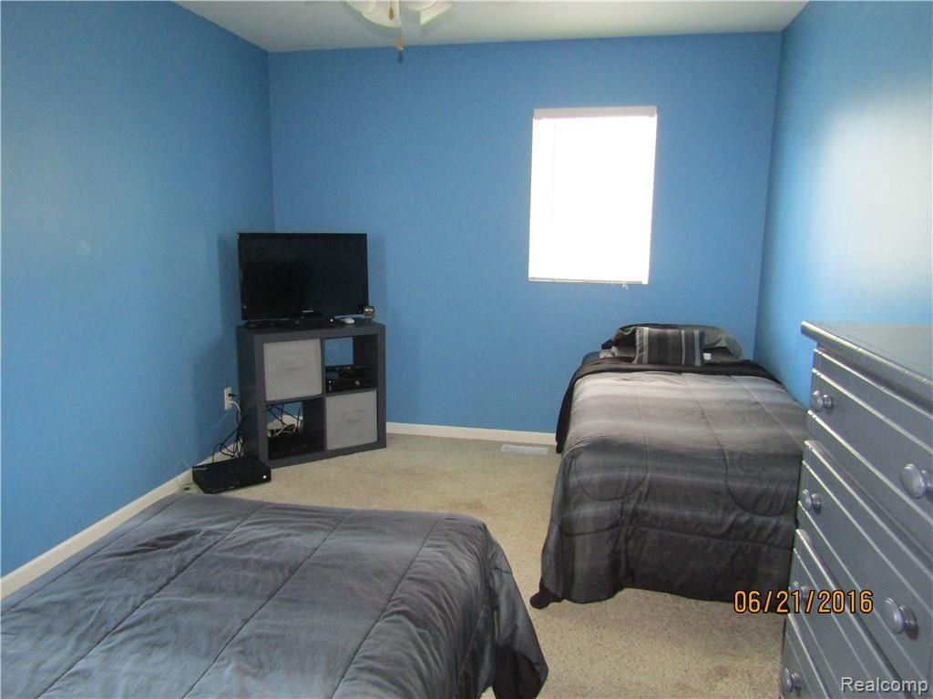 4622 Orvis Road Newport, MI 48166 - Photo 15 of 55 IMG_0710.JPG