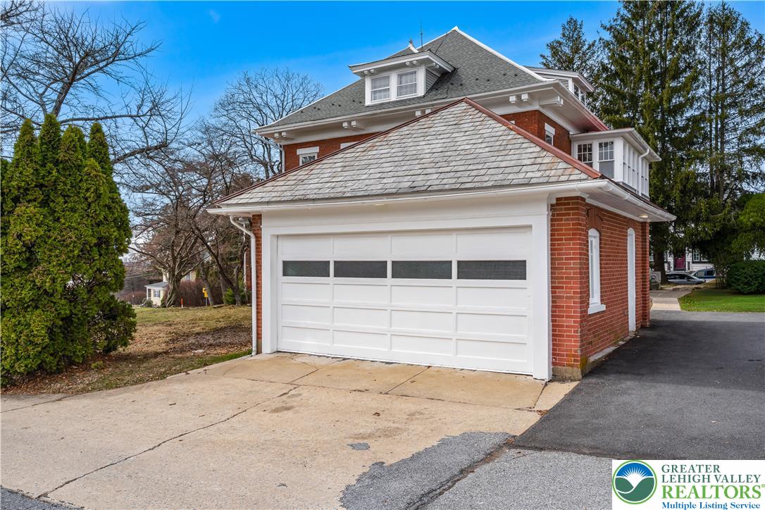 4349 Main Street Whitehall, PA 18052 - Photo 11 of 59 2 Car Detached Garage