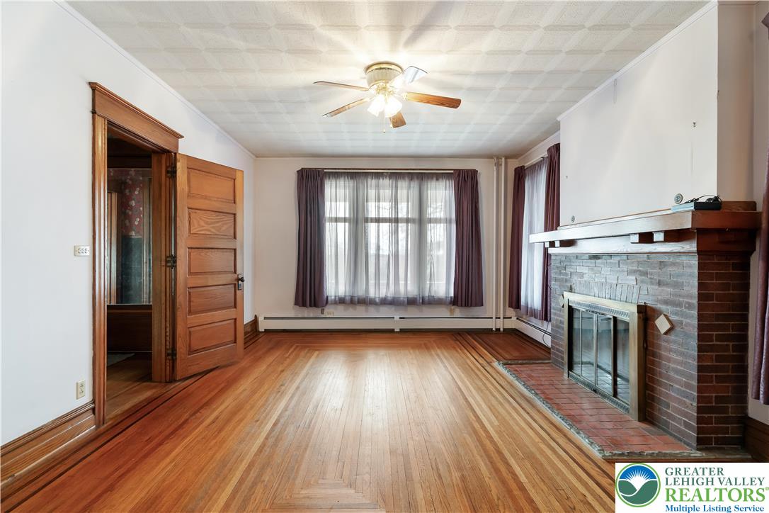 4349 Main Street Whitehall, PA 18052 - Photo 32 of 59 Large Formal Living Room