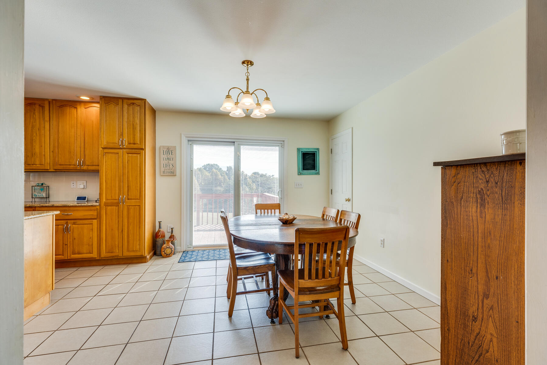 610 Chestnut Ridge Road Afton, TN 37616 - Photo 11 of 44 012