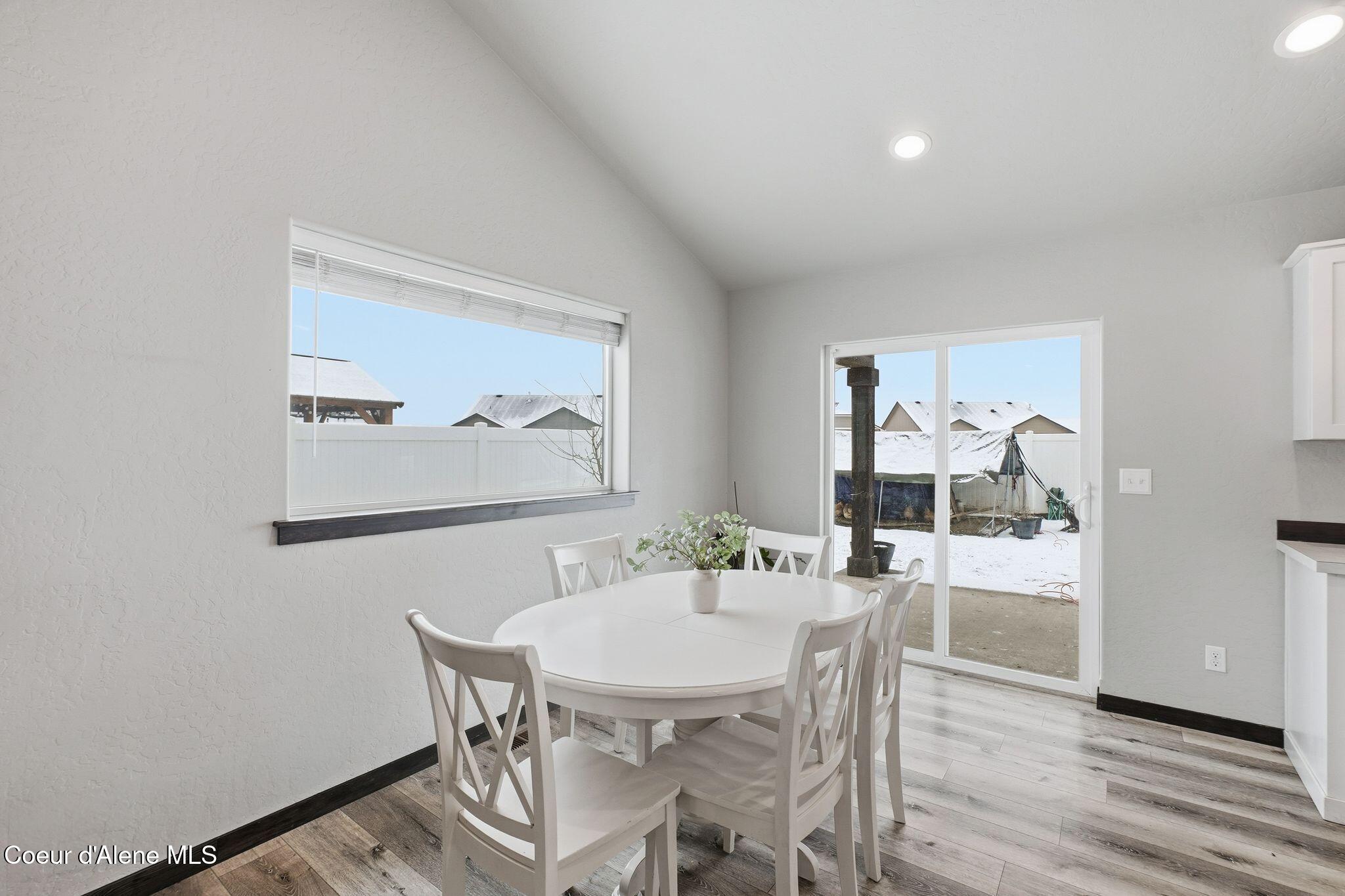 5830 West Irish Drive Rathdrum, ID 83858 - Photo 6 of 24 Dining