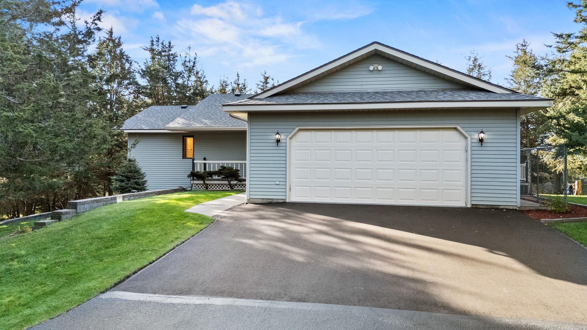 740 Aldro Road Hudson, WI 54016 - Photo 3 of 40