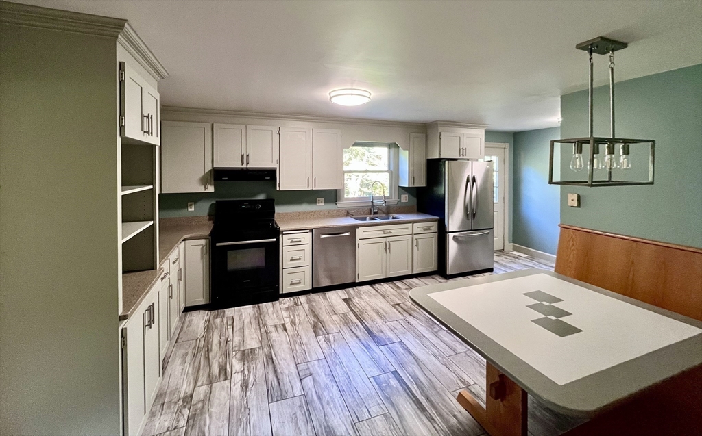 58 South Spencer Road Spencer, MA 01562 - Photo 10 of 39 Gallery Image 10