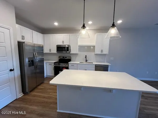 $1,750 | 8292 Paramount Point, Winnabow, NC 28479