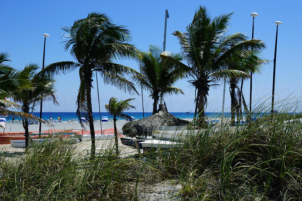 6768 Heritage Grande, Unit 106 Boynton Beach, FL 33437 - Photo 49 of 56 a view of a backyard