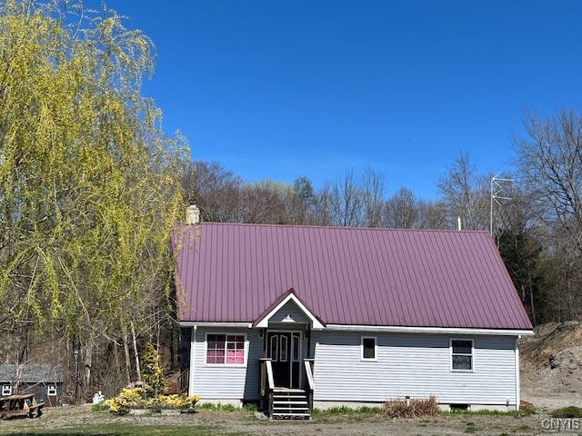 Welcome to 24 Halladay Rd!