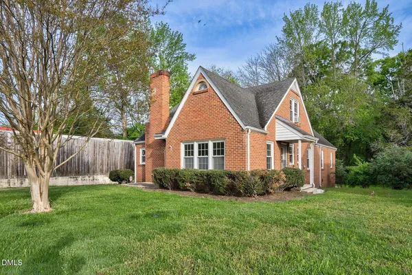 $215,000 | 701 East Nash Street, Spring Hope, NC 27882