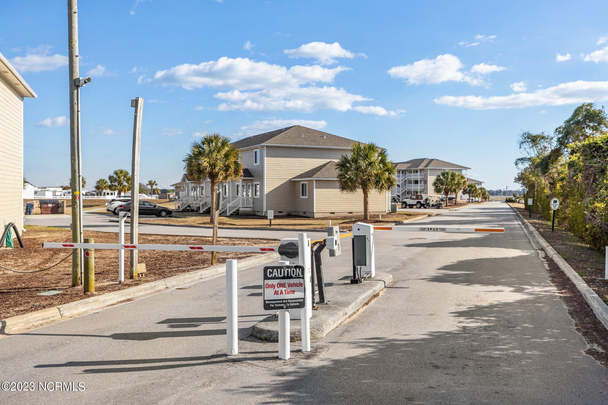 650 Cedar Point Boulevard, Unit D24 Cedar Point, NC 28584 - Photo 36 of 47 38-web-or-mls-_S3A0366