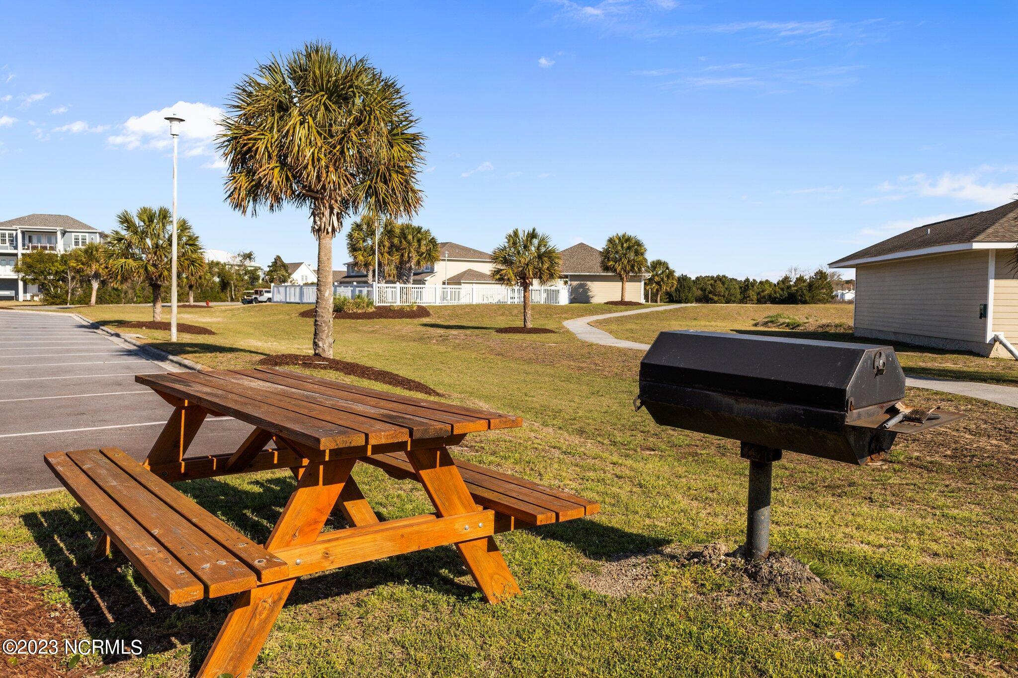 650 Cedar Point Boulevard, Unit D24 Cedar Point, NC 28584 - Photo 42 of 47 43-web-or-mls-_S3A7789