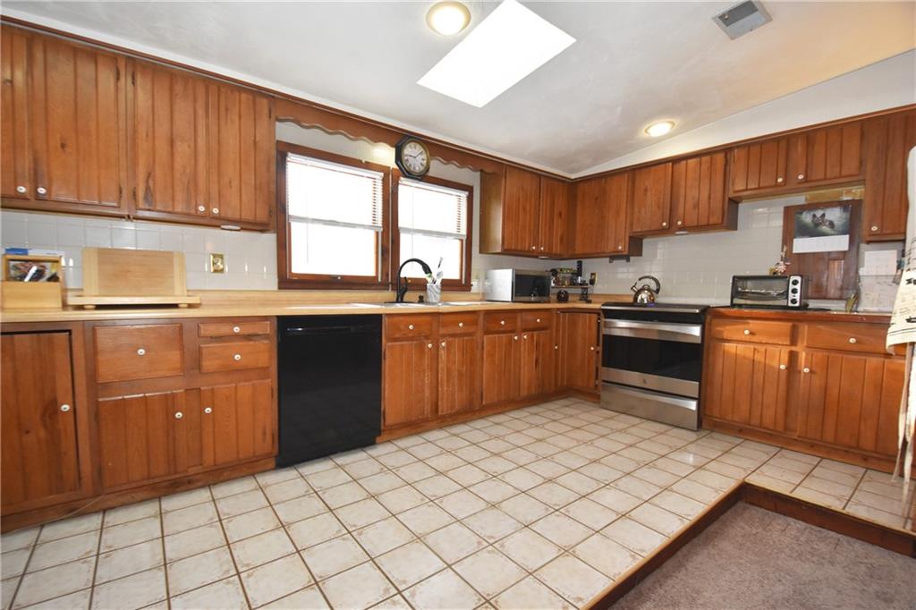 1160 Duff Road Sewickley, PA 15143 - Photo 7 of 25