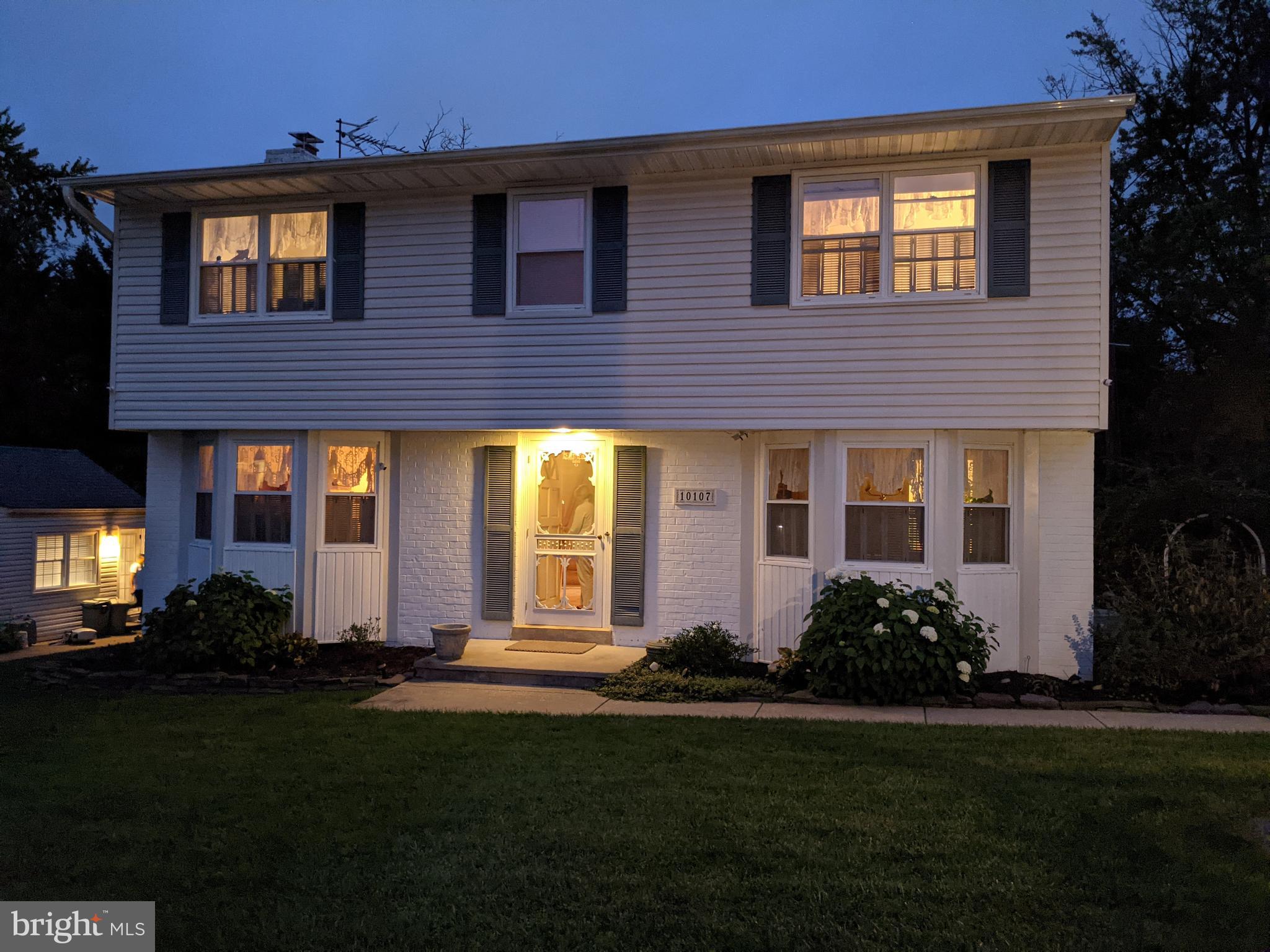 10107 Charington Road Cockeysville, MD 21030 - Photo 1 of 23 Beautiful home inside and out!