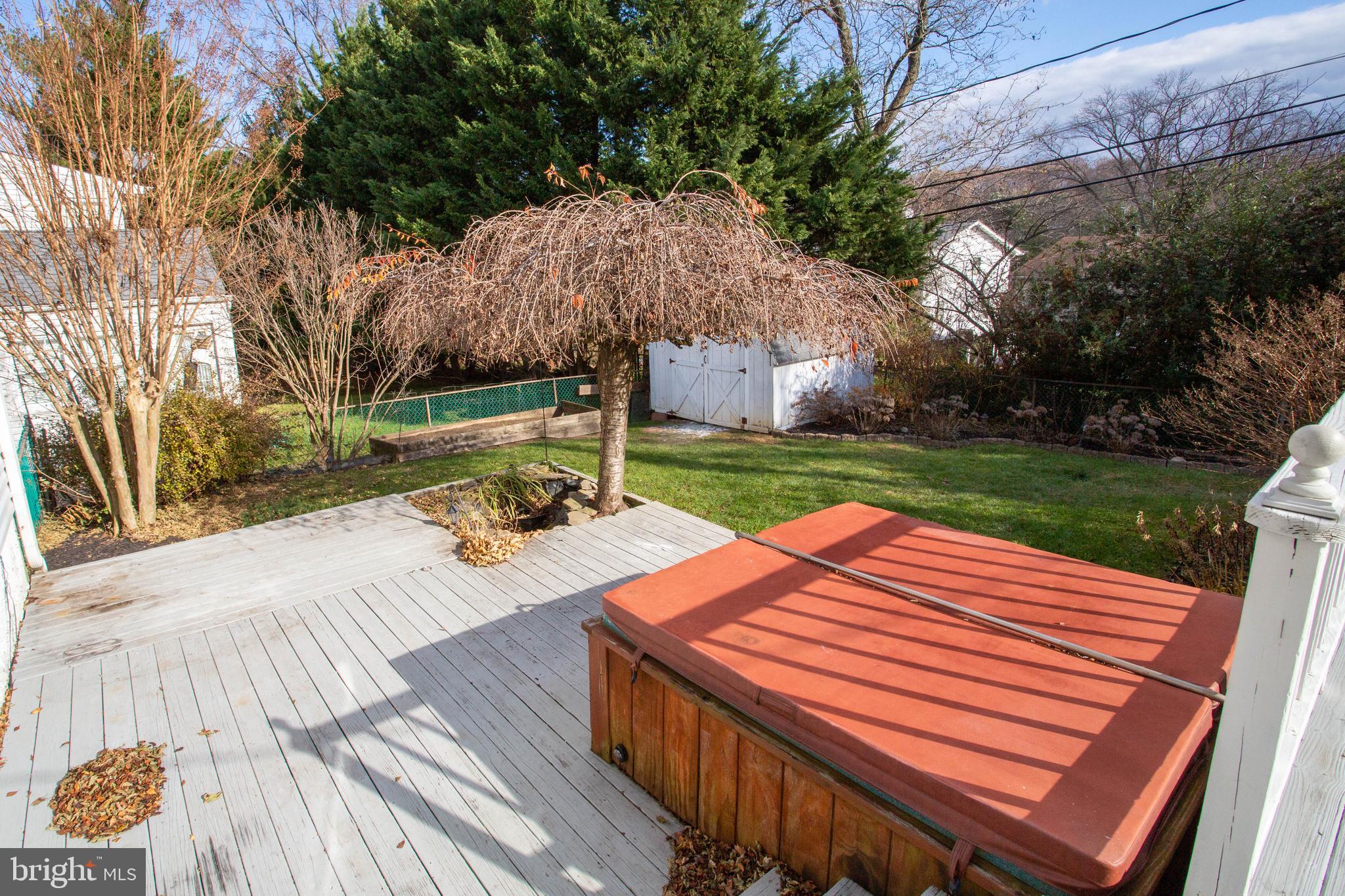 10107 Charington Road Cockeysville, MD 21030 - Photo 15 of 23 Hot tub