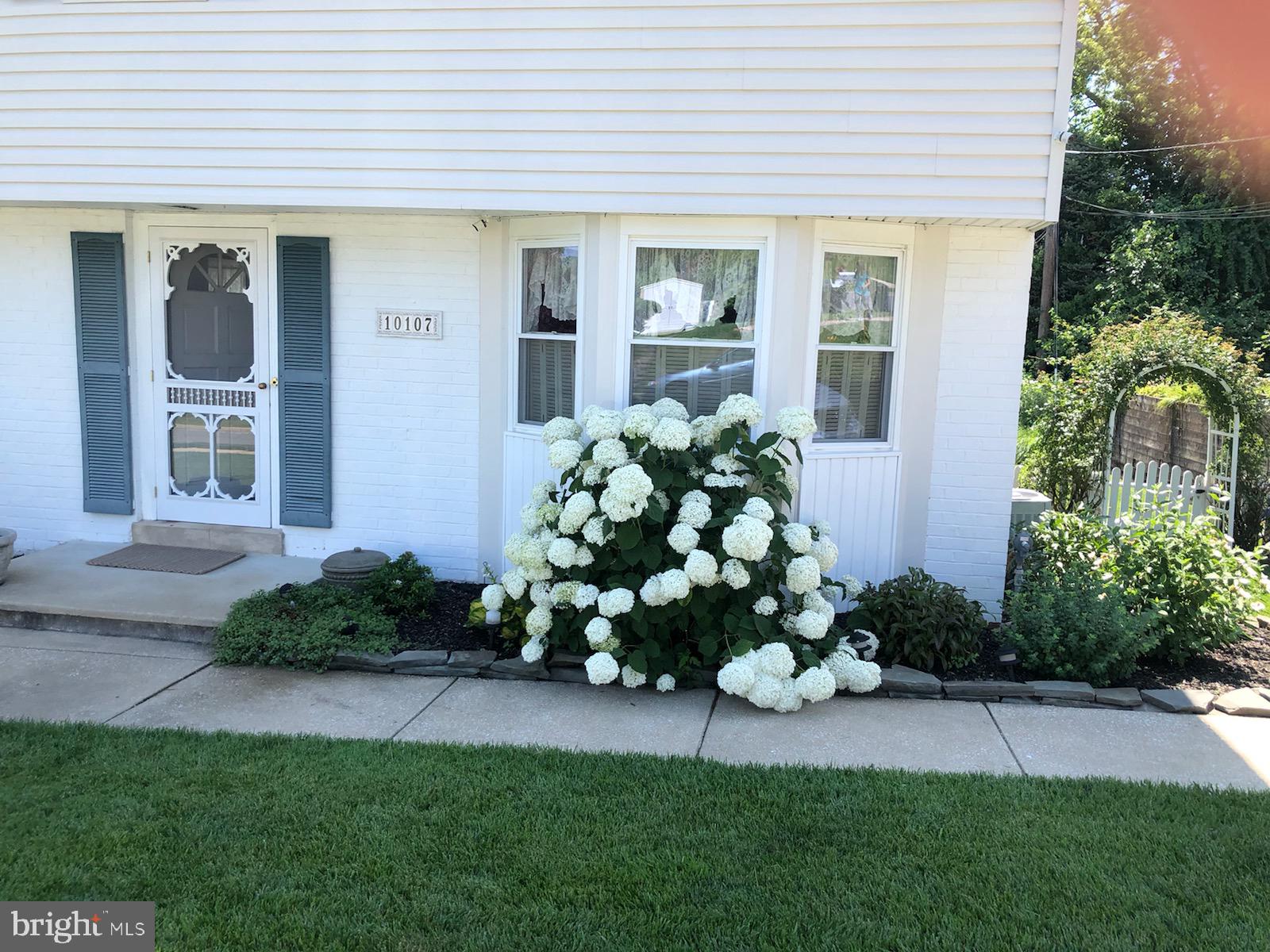 10107 Charington Road Cockeysville, MD 21030 - Photo 3 of 23 Gallery Image 3
