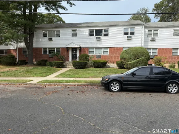 $235,000 | 230 Cherry Hill Drive, Unit 2B, Bridgeport, CT 06606