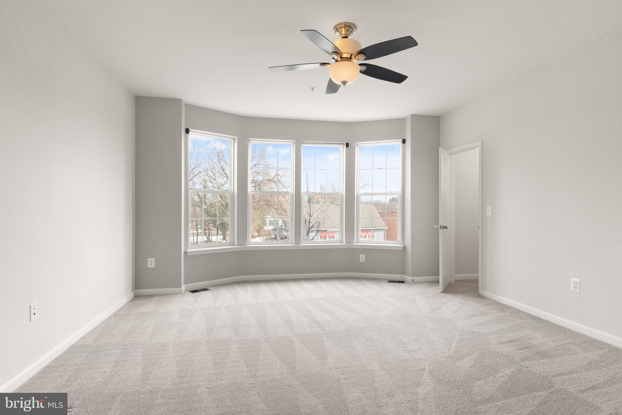 9541 Center Street Manassas, VA 20110 - Photo 26 of 41 a view of an empty room with a window