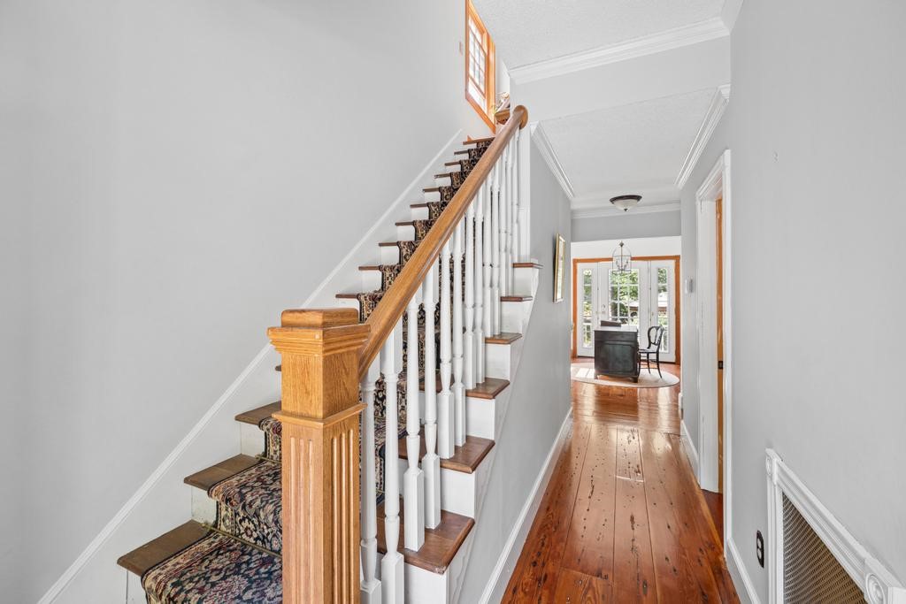 840 Lake Road Tiverton, RI 02878 - Photo 33 of 37 Gallery Image 33