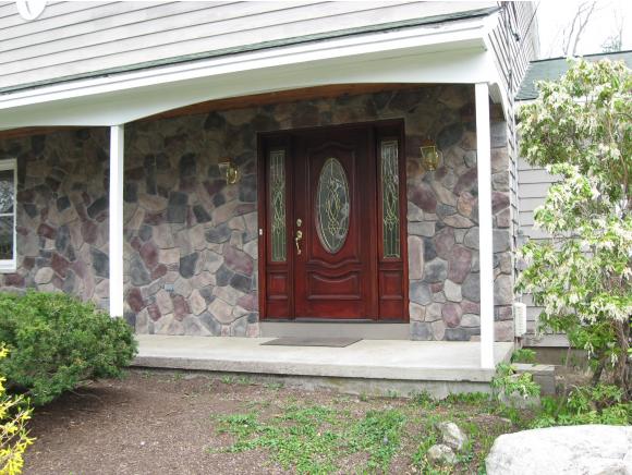 18 Shakespeare Road Nashua, NH 03062 - Photo 4 of 30
