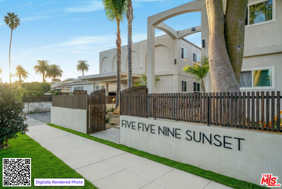 559 Sunset Avenue Venice, CA 90291 - Photo 15 of 16 a view of a street with a building in the background