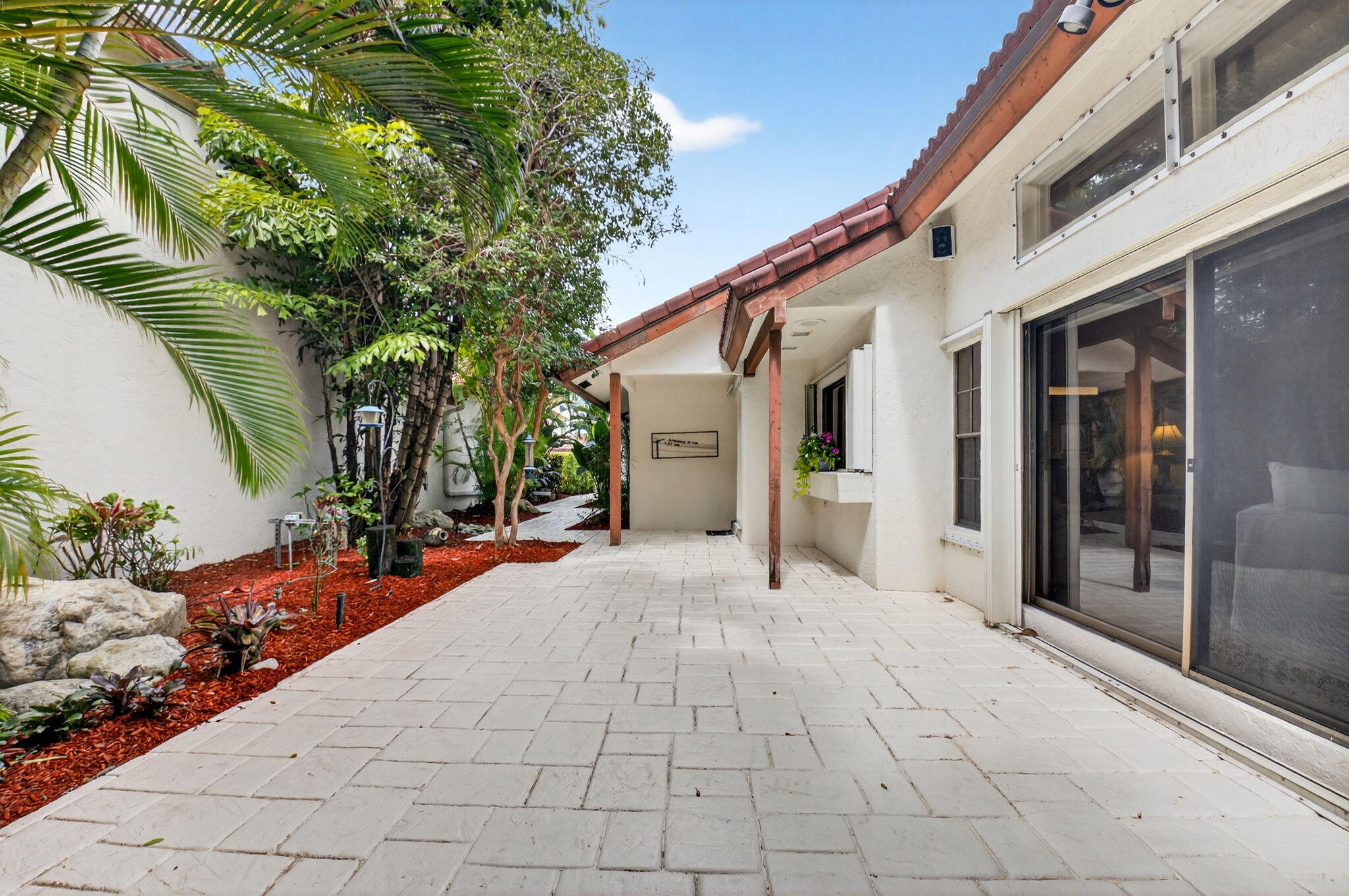 21700 Club Villa Terrace Boca Raton, FL 33433 - Photo 19 of 51 PATIO