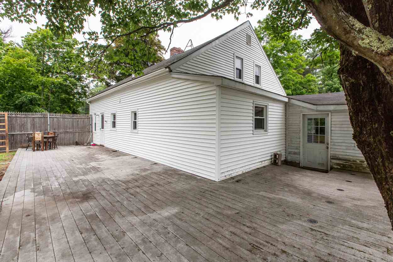 271 High Range Road Londonderry, NH 03053 - Photo 7 of 32