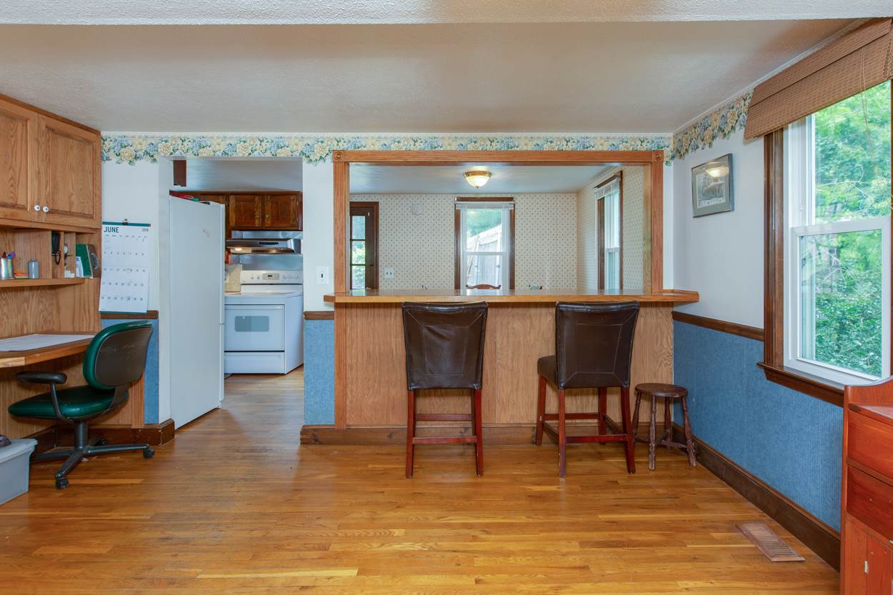 271 High Range Road Londonderry, NH 03053 - Photo 9 of 32