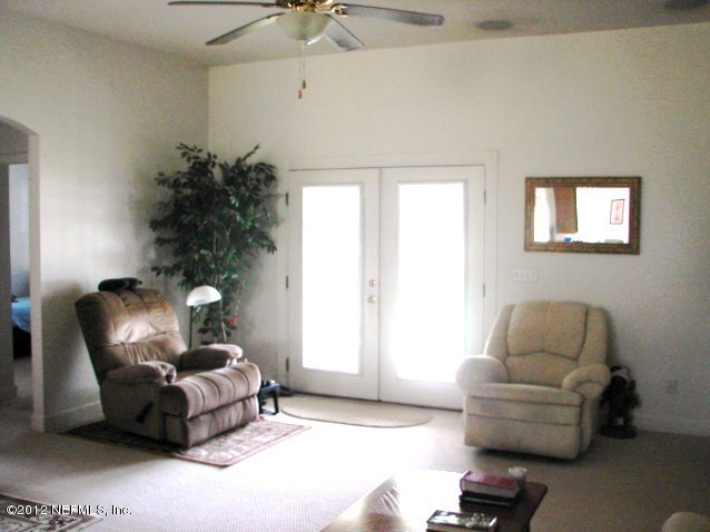 11736 Folsom Road Sanderson, FL 32087 - Photo 7 of 52 010
