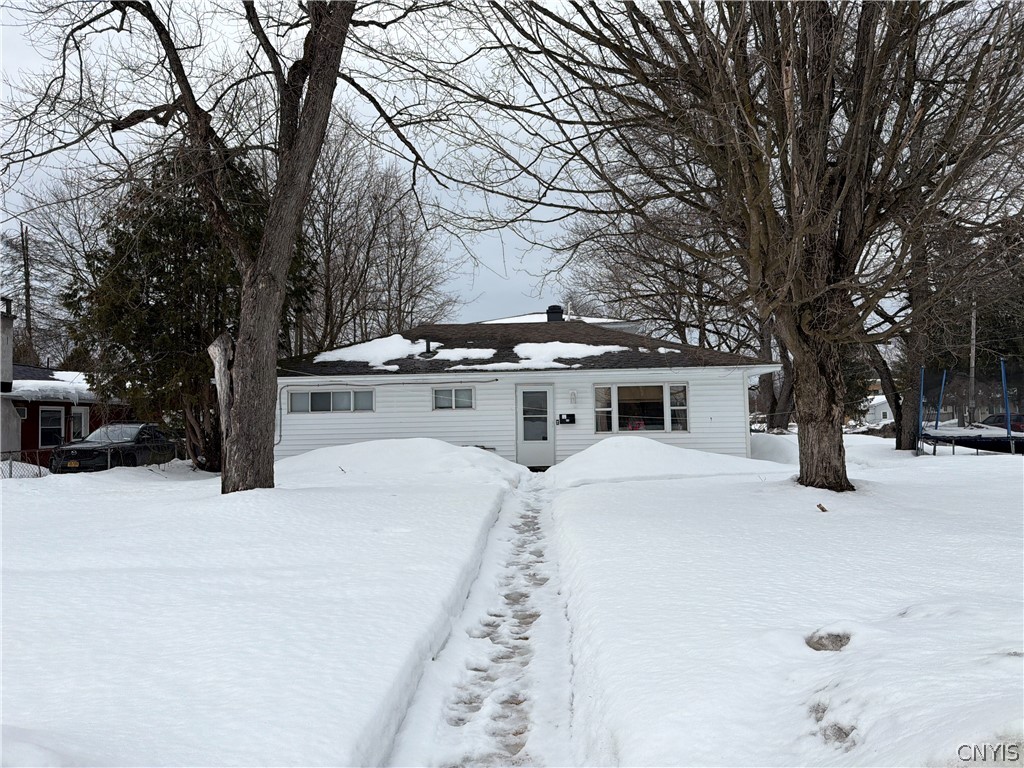 819 Lee Street Rome, NY 13440 - Photo 1 of 22