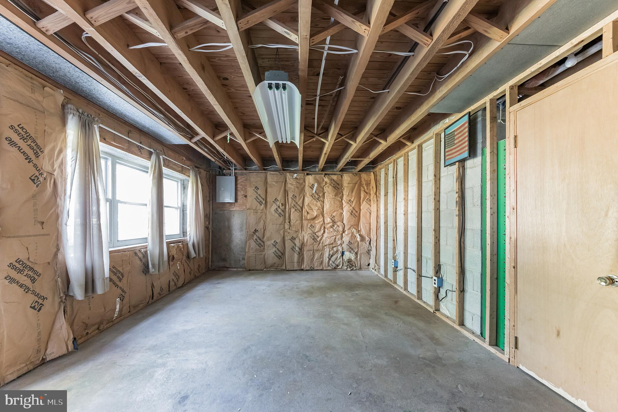 12718 Hollins Road Philadelphia, PA 19154 - Photo 24 of 28