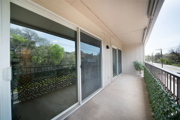 $3,500 | 500 East Riverside Drive, Unit 242, Austin, TX 78704
