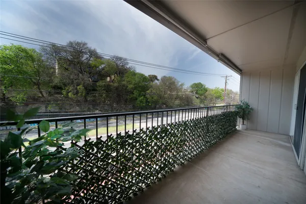 $3,500 | 500 East Riverside Drive, Unit 242, Austin, TX 78704