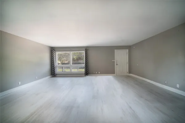 $3,500 | 500 East Riverside Drive, Unit 242, Austin, TX 78704