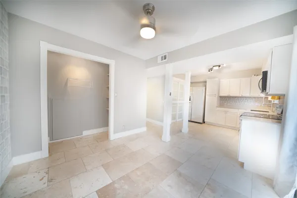 $3,500 | 500 East Riverside Drive, Unit 242, Austin, TX 78704