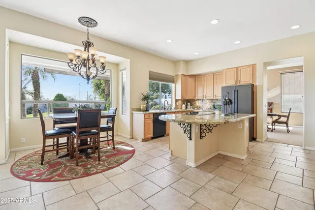 $895,000 | 923 West Windsong Drive, Phoenix, AZ 85045