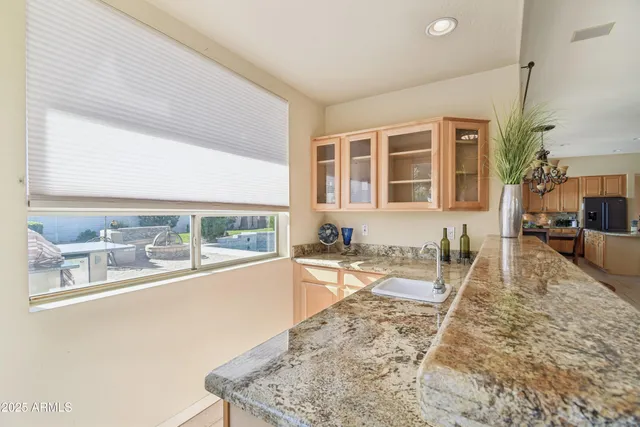 $895,000 | 923 West Windsong Drive, Phoenix, AZ 85045