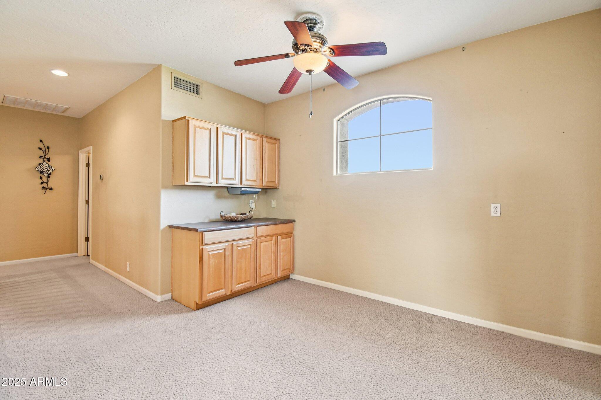 923 West Windsong Drive Phoenix, AZ 85045 - Photo 19 of 57 loft