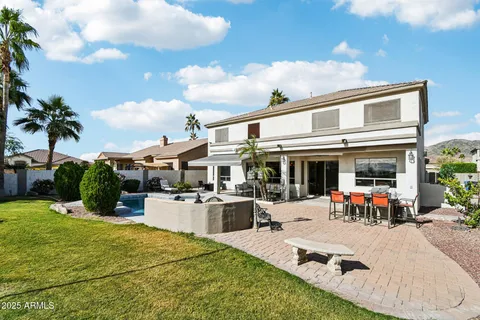 $895,000 | 923 West Windsong Drive, Phoenix, AZ 85045