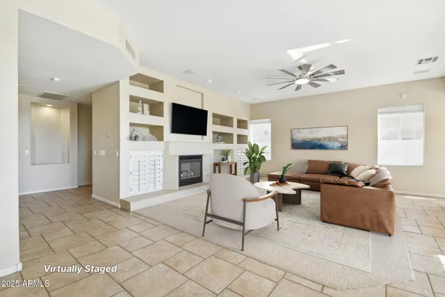 $895,000 | 923 West Windsong Drive, Phoenix, AZ 85045